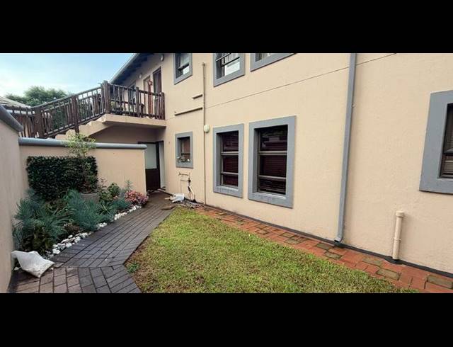 3 BEDROOM TOWNHOUSE FOR SALE IN CHANCLIFF AH